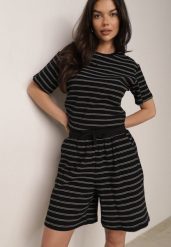Czarne Bawełniane Szorty w Paski z Wysokim Stanem w Stylu Casual Naunea. Czarne szorty Born2be, bez wzorów, z bawełny, casualowe, z podwyższonym stanem. Za 59.99 zł.