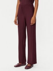 Gina Tricot Spodnie materiałowe 23460 Bordowy Regular Fit. Czerwone spodnie materiałowe Gina Tricot, xs, bez wzorów, z materiału. Za 89.99 zł.