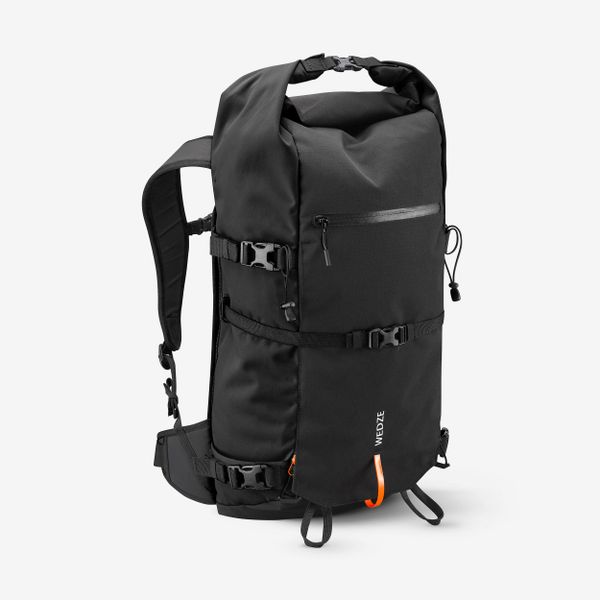 Plecak narciarski / snowboardowy freeride Wedze Robust 30 l. Czarne plecaki SIMOND, bez wzorów, z materiału. Za 379.99 zł.
