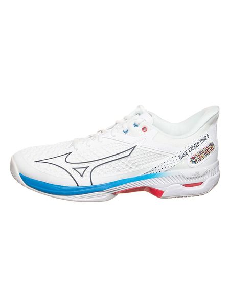 Mizuno Sneakersy w kolorze białym rozmiar: 43. Białe trampki Mizuno, bez wzorów, bez zapięcia. Za 160.58 zł.