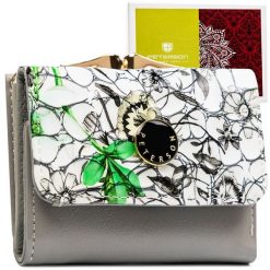 Mały portfelik damski ze skóry naturalnej w zielonym kolorze PTN PH32-LFL Peterson. Zielone portfele Peterson, bez wzorów, ze skóry. Za 69.99 zł.