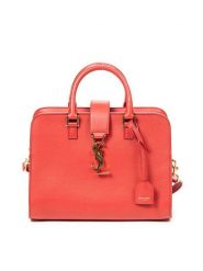 YSL Skórzana torebka w kolorze czerwonym - 26 x 19 x 12 cm rozmiar: onesize. Czerwone torby na ramię YSL, bez wzorów, z materiału, przez ramię, bez dodatków. Za 7,177.99 zł.