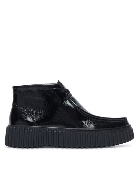 Clarks Trzewiki Torhill Moss 26329425 Czarny. Czarne botki Clarks, bez wzorów, ze skóry, bez obcasa, na płaskiej podeszwie, bez zapięcia. Za 519.99 zł.