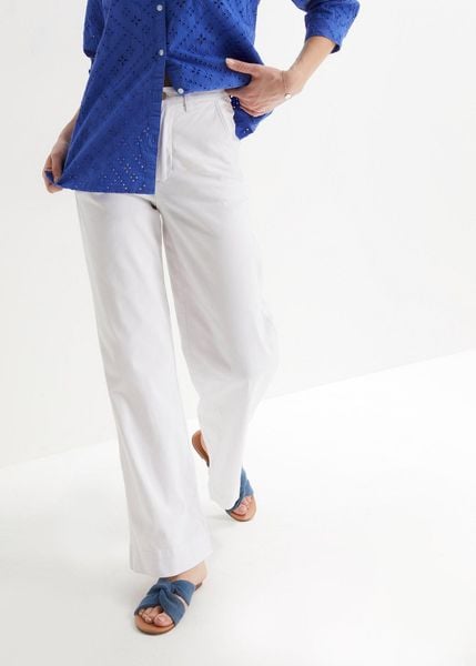 Jeansy wide leg, high waist, ze stretchem. Białe jeansy bonprix, bez wzorów, z podwyższonym stanem. Za 124.99 zł.