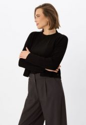 Krótki kardigan S-MIGA. Czarne kardigany Volcano, m, bez wzorów, z materiału. Za 159.99 zł.