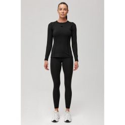 Damska bielizna termoaktywna szybkoschnąca Rough Radical Dreamlover. Czarna bielizna sportowa ROUGH RADICAL, bez wzorów. Za 219.90 zł.