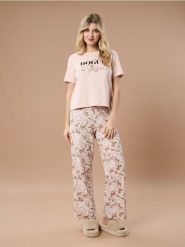 Bawełniana piżama dwuczęściowa z psim motywem - różowy. Czerwone piżamy Sinsay, bez wzorów, z bawełny, bez ramiączek. Za 49.99 zł.