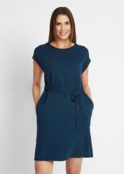 Sukienka T-shirtowa z czystej bawełny. Niebieskie sukienki bonprix, bez wzorów, z bawełny, bez kołnierzyka, bez ramiączek. Za 64.99 zł.