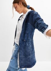 Lekka kurtka dżinsowa. Niebieskie kurtki bonprix, bez wzorów, z kapturem. Za 229.99 zł.
