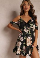 Czarna Rozkloszowana Sukienka w Kwiaty z Falbanami Nonare. Czarne sukienki Renee, na imprezę, l, z aplikacjami, bez kołnierzyka, bez ramiączek, mini, kopertowe. Za 79.99 zł.