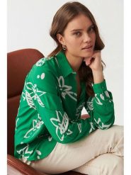 TATUUM Bluzka w kolorze zielono-białym rozmiar: 36. Zielone bluzki Tatuum, bez wzorów, z wiskozy, bez kołnierzyka, bez ramiączek. Za 78.66 zł.