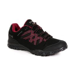 Buty trekkingowe damskie Lady Edgepoint III Regatta. Fioletowe trekkingi Regatta, trekkingowe. W wyprzedaży za 249.99 zł.