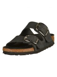 Birkenstock Skórzane klapki "Arizona" w kolorze czarnym rozmiar: 40. Czarne klapki Birkenstock, bez wzorów, z otwartym noskiem, bez obcasa. Za 499.95 zł.