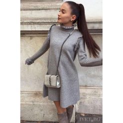 Sukienka INDIRA. Szare sukienki Sukienka INDIRA, l, bez wzorów, bez kołnierzyka, bez ramiączek, mini. W wyprzedaży za 49.00 zł.