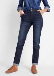 Wygodne jeansy ze stretchem o kroju boyfriend. Niebieskie jeansy bonprix, bez wzorów. Za 124.99 zł.