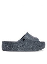 Melissa Klapki Free Platform Slide 36149 Czarny. Czarne klapki Melissa, bez wzorów, z tworzywa sztucznego, bez obcasa. Za 349.99 zł.