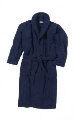 Szlafrok Beco z kołnierzem ciemnoniebieski. Niebieskie szlafroki 47 Brand, m, bez wzorów, z tkaniny, bez ramiączek, bez kaptura. Za 374.99 zł.