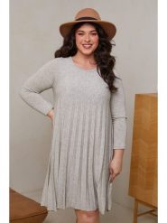 Curvy Lady Sukienka w kolorze szarym rozmiar: 44/46. Szare sukienki Curvy Lady, bez wzorów, z wełny, klasyczne, bez kołnierzyka, bez ramiączek, midi, rozkloszowane. Za 114.44 zł.