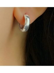 Les Petites Précieuses Srebrne kolczyki-kreole rozmiar: onesize. Szare kolczyki Les Petites Précieuses, srebrne. Za 127.05 zł.