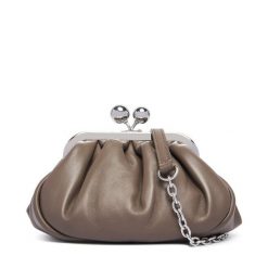 Torebka Weekend Max Mara. Brązowe torebki klasyczne Weekend Max Mara, bez wzorów, bez dodatków. Za 1,239.00 zł.