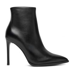 Botki Eva Minge. Czarne botki Eva Minge, bez wzorów, bez obcasa, na szpilce, bez zapięcia. Za 449.99 zł.