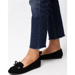 Czarne Mokasyny Oh-So-Wonderful. Czarne baleriny Born2be, na lato, bez wzorów, bez obcasa. Za 59.99 zł.
