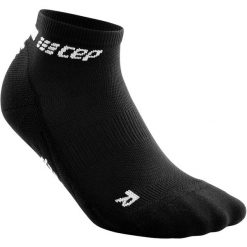Krótkie skarpety kompresyjne CEP Compression the run V4. Czarne skarpety CEP, bez wzorów, z materiału. Za 64.00 zł.