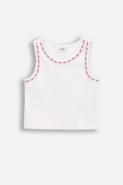 T-shirt prążkowany bez rękawów. Białe t-shirty COCCODRILLO, bez wzorów, z bawełny, bez kołnierzyka, bez ramiączek. W wyprzedaży za 29.90 zł.