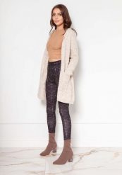 Niezapinany Sweter z Kapturem w Warkocze - Beżowy. Brązowe swetry Lanti, l, bez wzorów, z materiału, bez ramiączek. Za 249.90 zł.