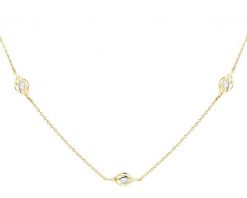 Złoty naszyjnik z perłami. Żółte naszyjniki Apart, złote. Za 2,199.00 zł.