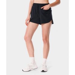 Lekkie szorty dla kobiet sportowe z kieszonką Carpatree Balletcore. Czarne obuwie sportowe Carpatree, bez zapięcia, na fitness i siłownię. Za 179.99 zł.