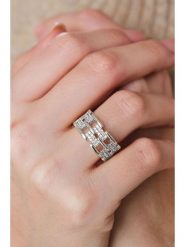 Heliophilia Pierścionek z cyrkoniami rozmiar: onesize. Pierścionki Heliophilia, z cyrkonią, metalowe. Za 43.99 zł.