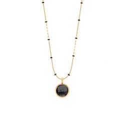Naszyjnik z czarnym kryształem na łańcuszku Sublime z emalią pozłacany. Żółte naszyjniki Lilou, pozłacane. Za 258.00 zł.