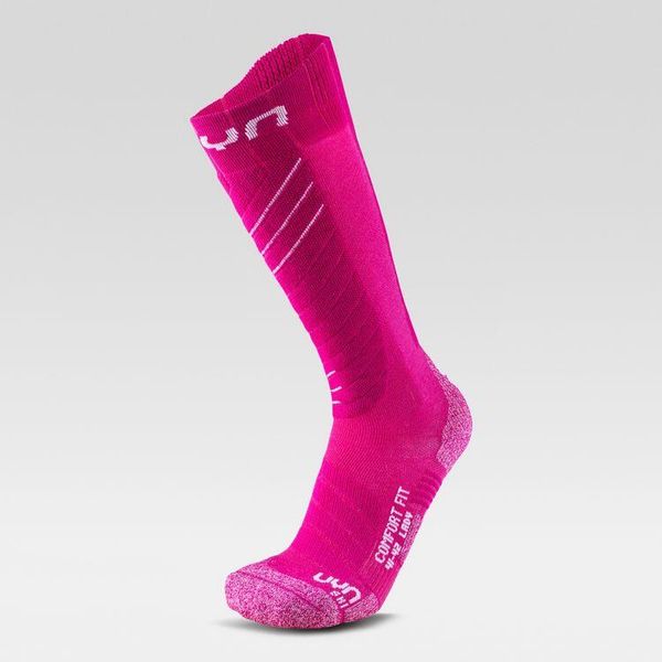 Damskie skarpety narciarskie Uyn Comfort Fit Ski. Czerwone skarpety Uyn, bez wzorów, z dzianiny. Za 110.49 zł.
