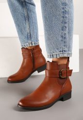 Jasnobrązowe Eleganckie Botki Sztyblety z Klamrą Edelith. Brązowe botki Born2be, bez wzorów, bez obcasa, na obcasie, bez zapięcia. Za 59.99 zł.