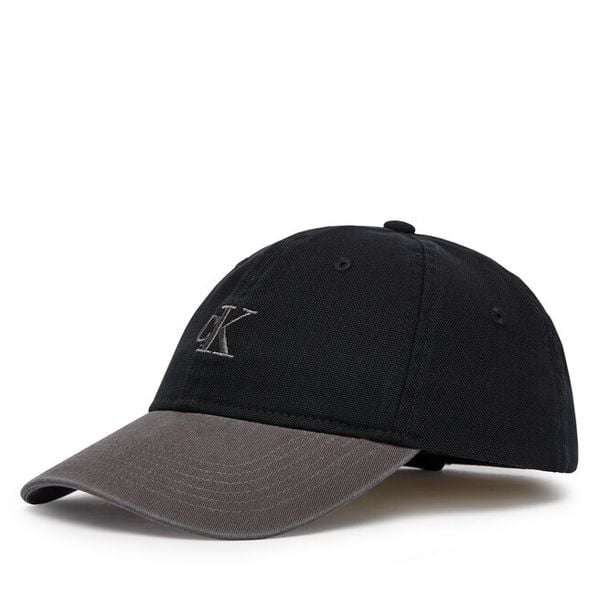 Czapka z daszkiem Calvin Klein. Czarne czapki Calvin Klein, bez wzorów. Za 103.99 zł.