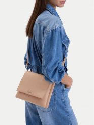 DeeZee Torebka CEO-DZE-S-010-07 Beżowy. Brązowe torebki klasyczne DeeZee, bez wzorów, ze skóry, bez dodatków. Za 129.99 zł.