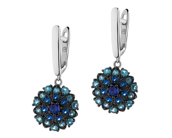 Kolczyki srebrne z cyrkoniami - rozety. Szare kolczyki Apart, z cyrkonią, srebrne. Za 249.00 zł.