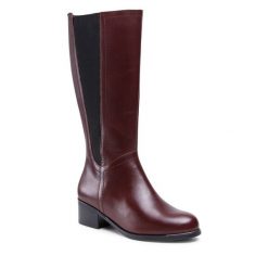 Kozaki Go Soft. Czerwone kozaki GO SOFT, bez obcasa, na słupku, bez zapięcia. Za 379.99 zł.