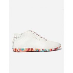 Buty sportowe damskie TBS Mid-cut. Białe obuwie sportowe Tbs, bez zapięcia. Za 480.50 zł.
