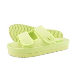 Klapki basenowe damskie Flip Flop Velcro Flower. Zielone klapki Flip Flop, bez wzorów, bez obcasa. Za 123.05 zł.