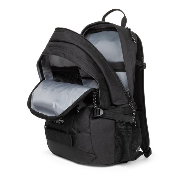 Plecak Eastpak Getter Pro. Czarne plecaki Eastpak, bez wzorów. Za 447.50 zł.