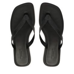 Japonki Vagabond Shoemakers. Czarne klapki Vagabond Shoemakers, bez wzorów, bez obcasa. Za 369.99 zł.