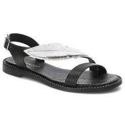 Czarne Sandały Armodo Skórzane Buty Na Lato. Czarne sandały Armodo, bez wzorów, ze skóry, eleganckie, bez obcasa, bez zapięcia. Za 259.00 zł.