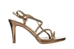 Sandały Bayla-187 587-9083 Rose 187127, Różowe złoto, Skóra ekologiczna - 38. Żółte sandały Bayla, bez wzorów, z lakierowanej skóry, bez obcasa, na platformie, bez zapięcia. W wyprzedaży za 179.10 zł.