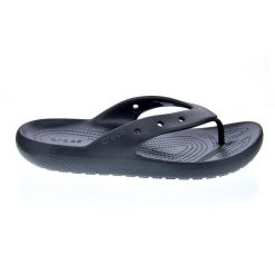 Japonki Crocs Classic Flip V2. Czarne klapki Crocs, bez wzorów, bez obcasa. Za 109.99 zł.