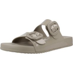 Sandały IGOR S10334 Jasnobrązowy. Brązowe sandały Igor, bez wzorów, z gumy, bez obcasa, bez zapięcia. Za 177.99 zł.
