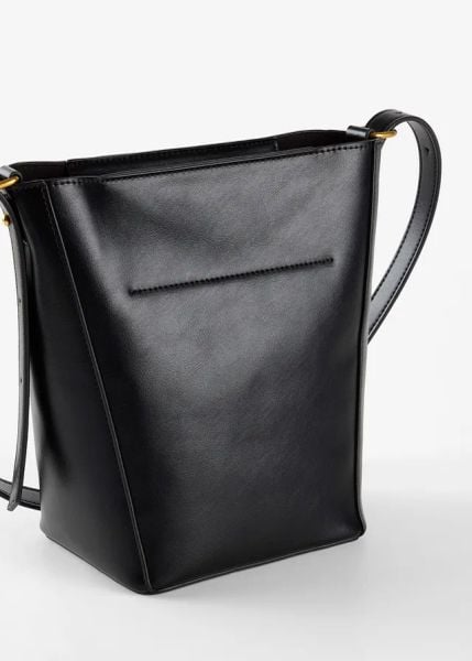 Torebka worek. Czarne torebki klasyczne bonprix, bez wzorów, bez dodatków. Za 129.99 zł.