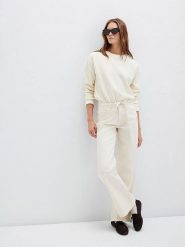 MAVI Dżinsy "Malibu" - Comfort fit - w kolorze białym rozmiar: W32/L30. Białe jeansy Mavi, l, bez wzorów. Za 139.95 zł.