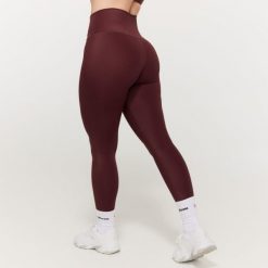 Legginsy damskie fitness z wysokim stanem Prime Fig. Fioletowe legginsy GYMBEAM, l, bez wzorów, z elastanu, z podwyższonym stanem. Za 130.90 zł.